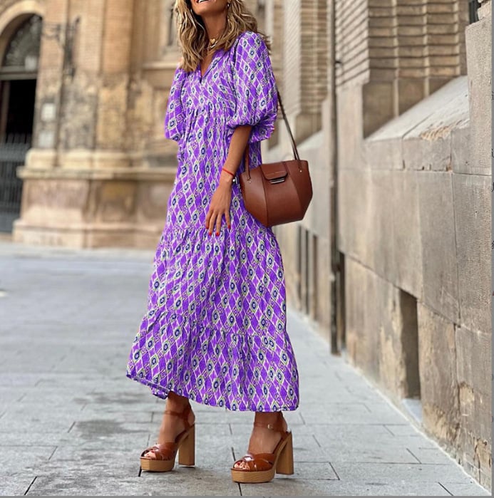 Abito Bohemien Elegante con Maniche a Palloncino e Fantasia Floreale